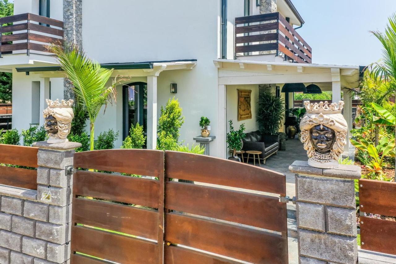Eksotika Bed & Breakfast Oliveri Bagian luar foto