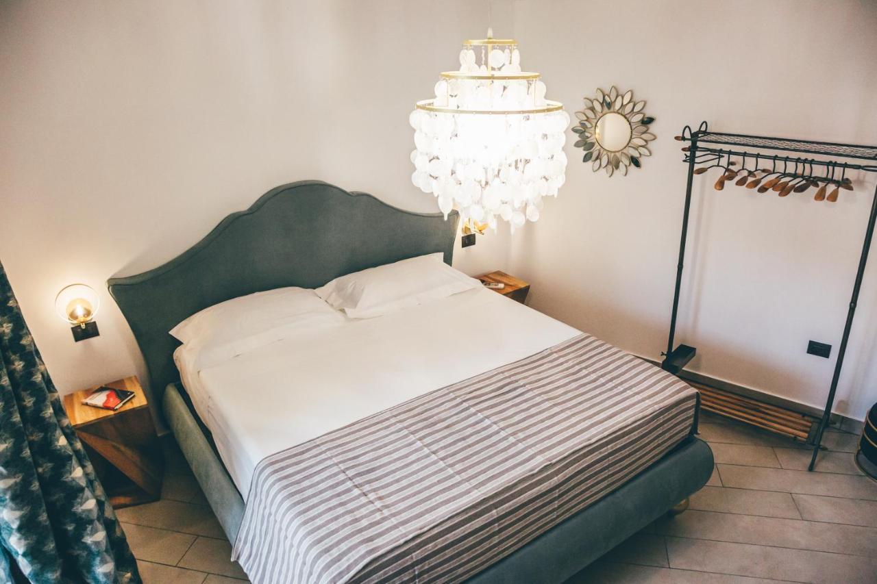 Eksotika Bed & Breakfast Oliveri Bagian luar foto