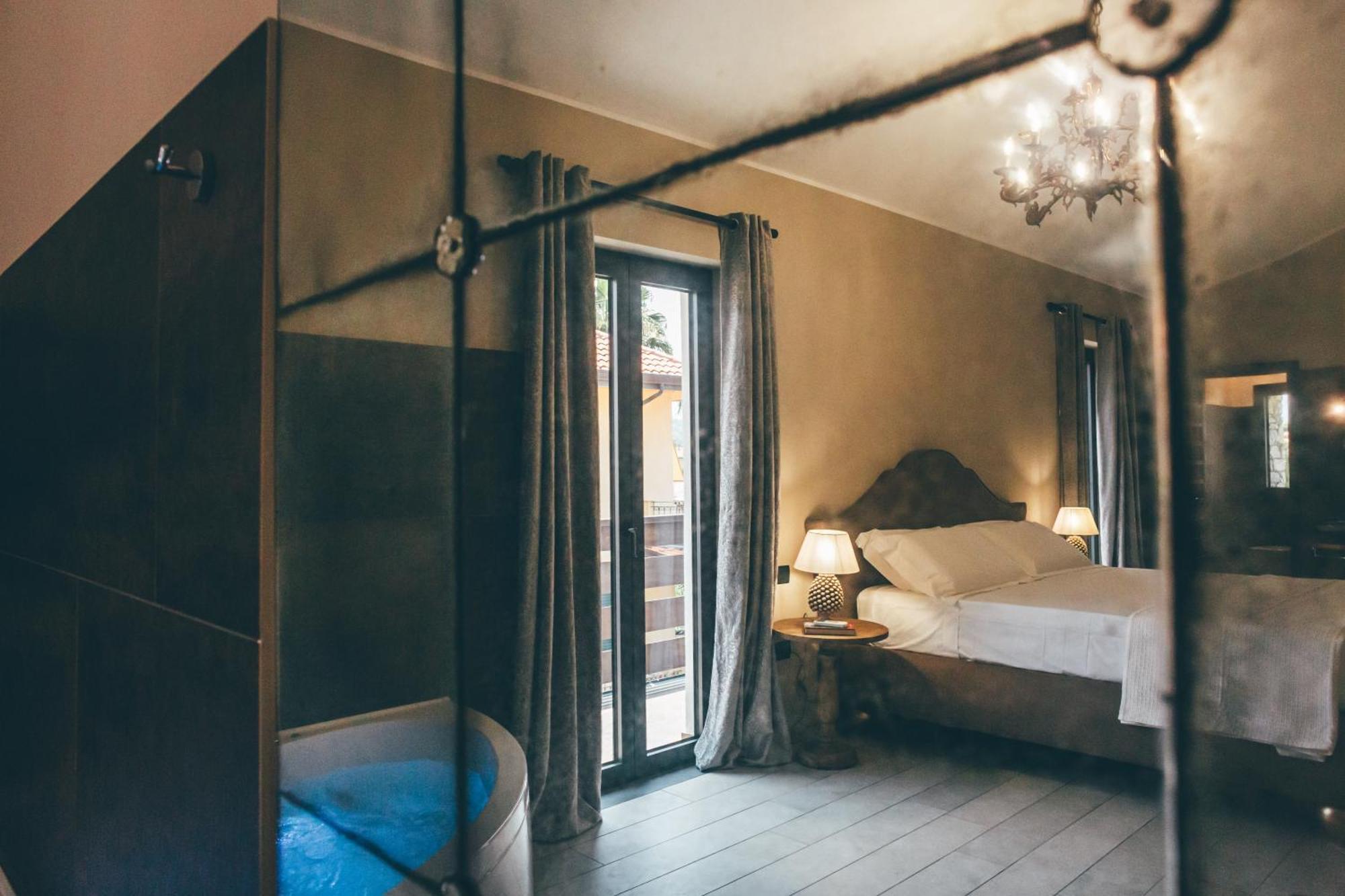 Eksotika Bed & Breakfast Oliveri Bagian luar foto